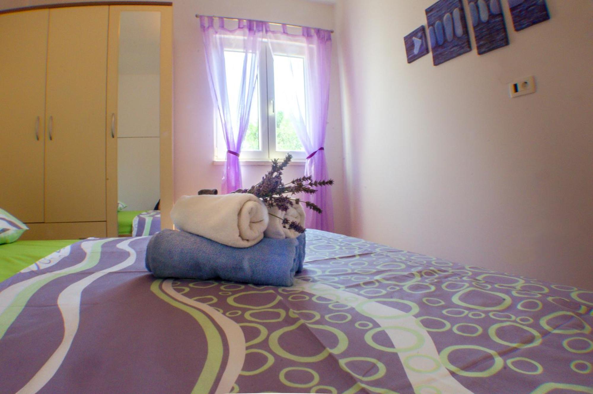 Apartments Frano Ropa Exterior photo