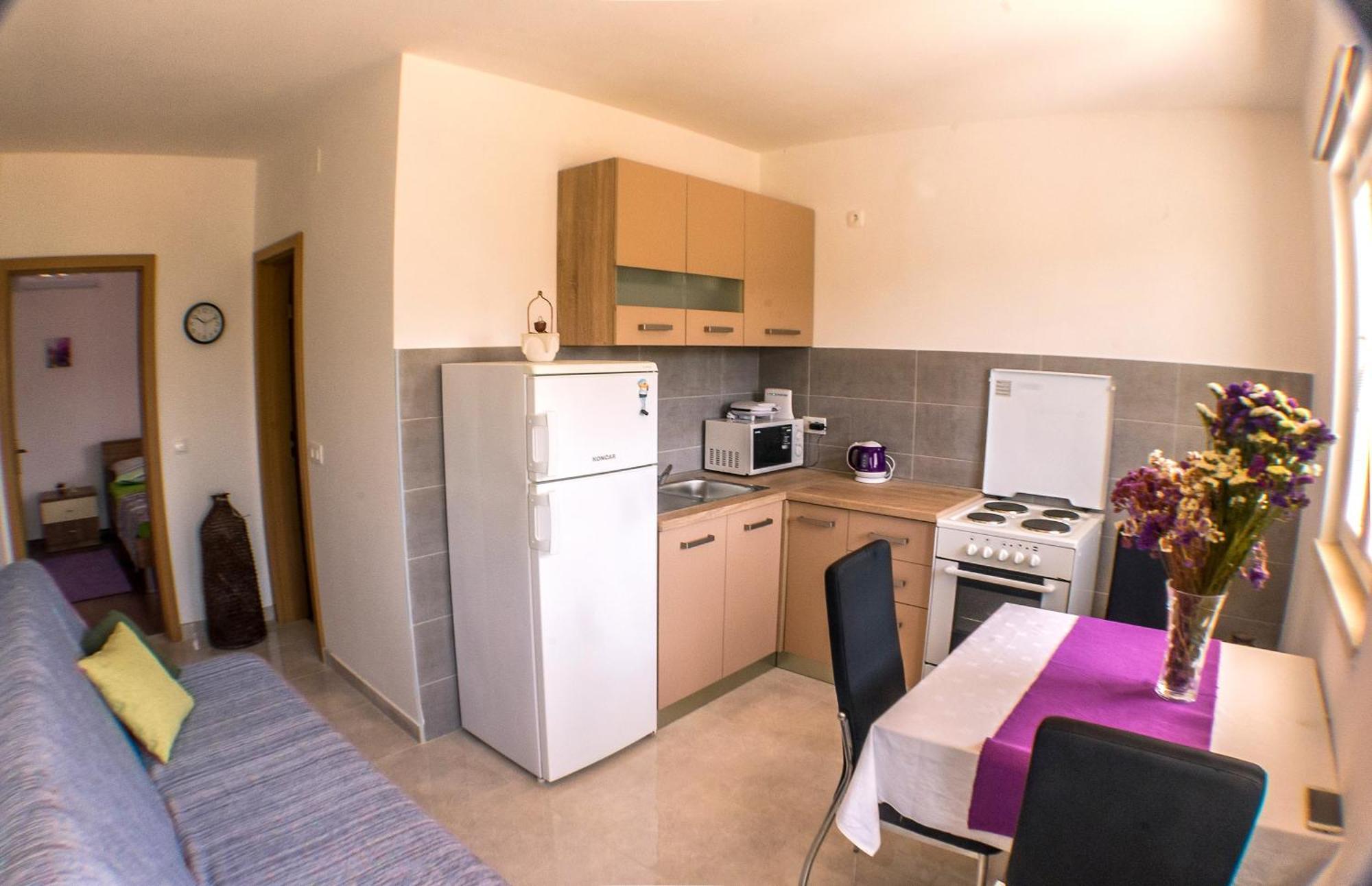Apartments Frano Ropa Exterior photo